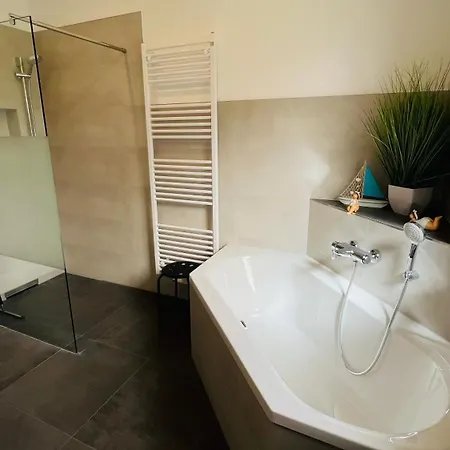 Luv Апартаменты Neu Gaarz